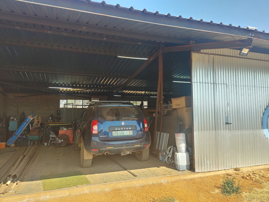 2 Bedroom Property for Sale in Lindequesdrif North West